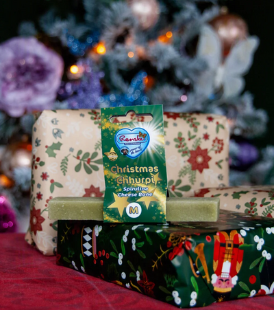 Christmas Chhurpi for the dog - Spirulina M