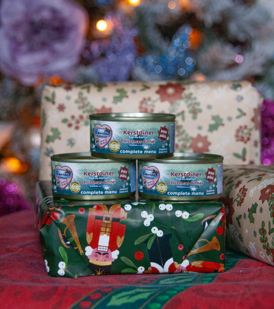 Renske Fresh Cat Christmas Dinner - Chicken with Rabbit Pate - 70 grams (24 pieces)